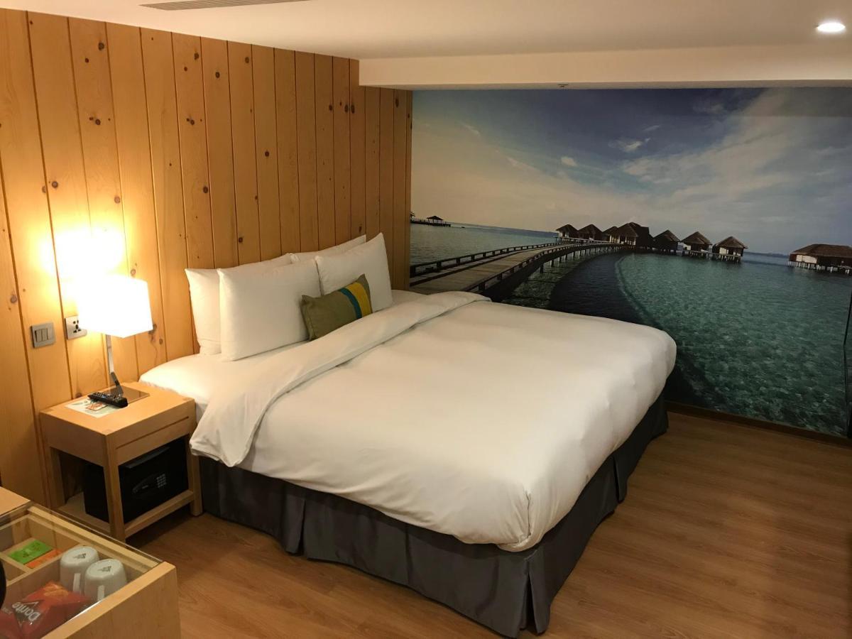 Hej Taipei Hotel Bagian luar foto
